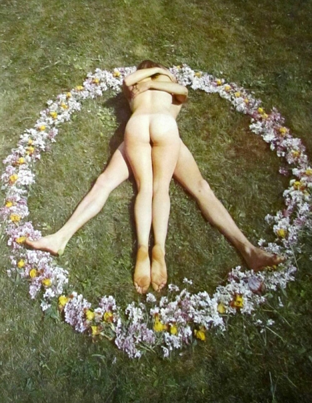 Naturism among hippies