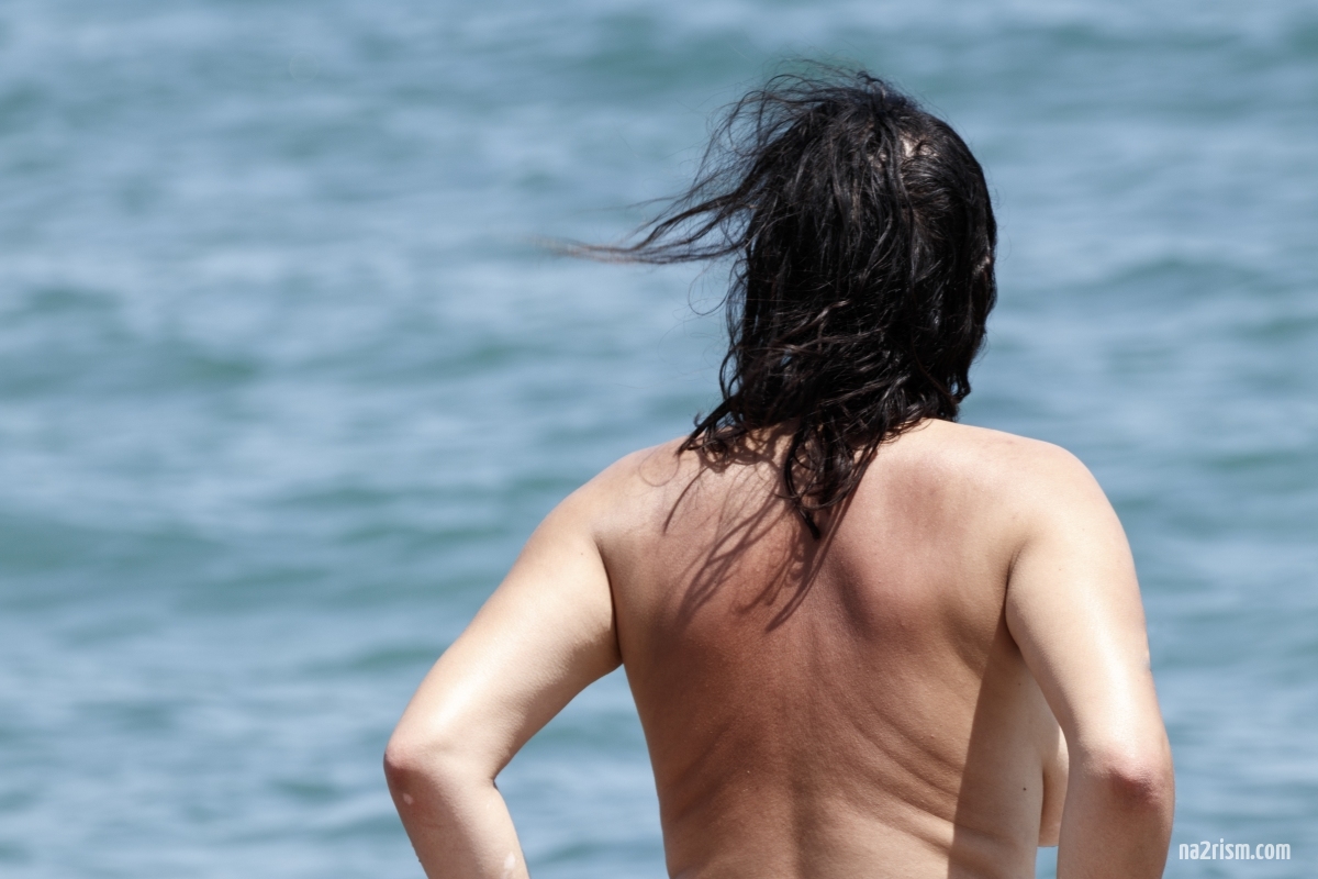 Why nude bathing is better than swimming in a swimsuit
