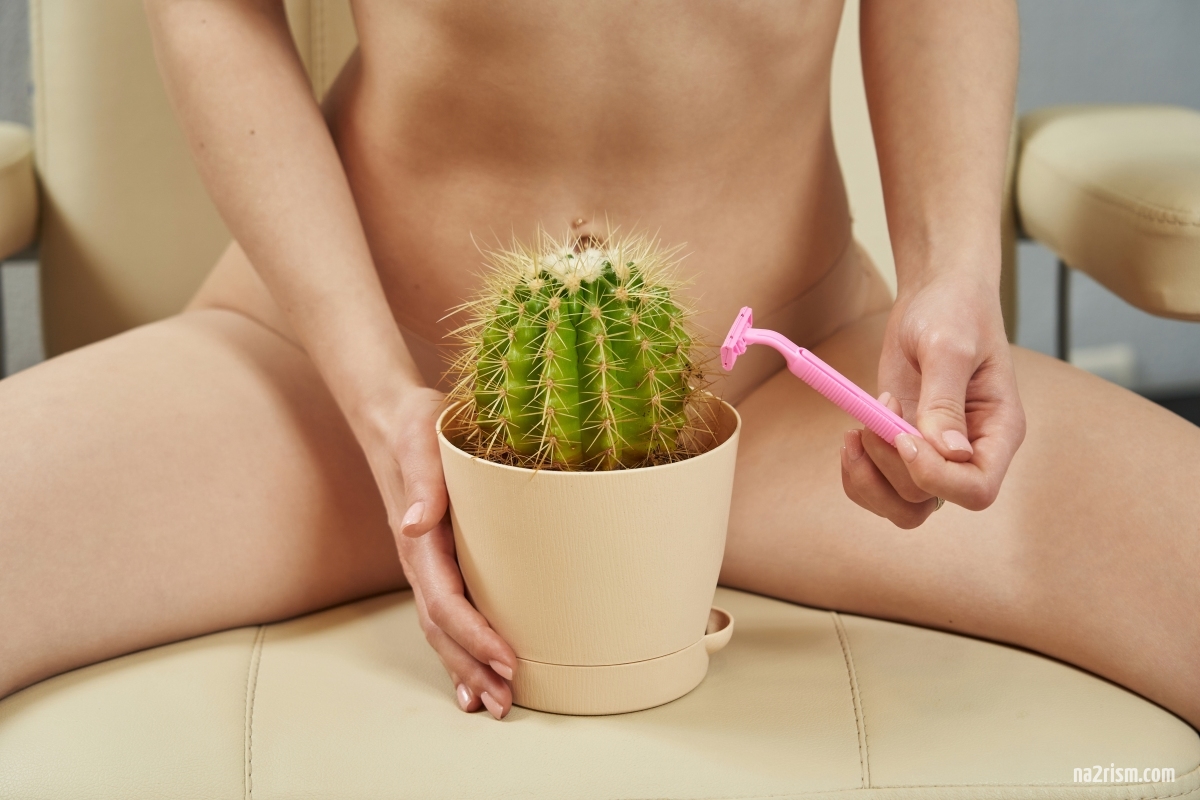 Shaving Etiquette for Intimate Areas at Nudist Locations: What You Should Know